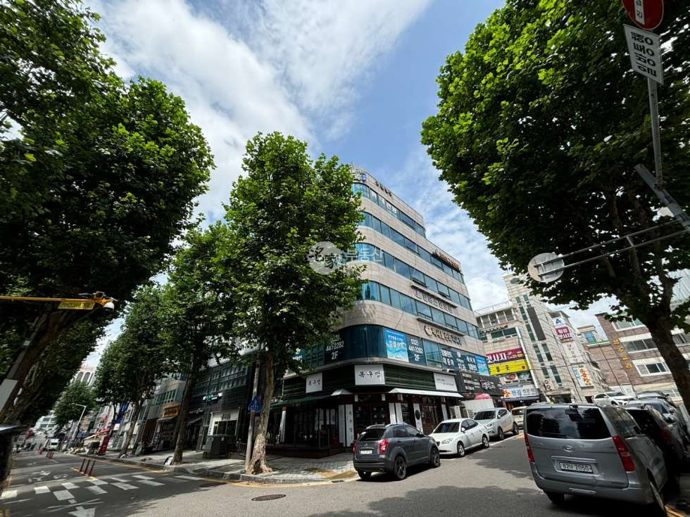 인천 남동구 구월동 예술회관역 인근 관리 잘되는 사무실 옥상 단독 사용가능 월세 매물번호 10669 사진 1
