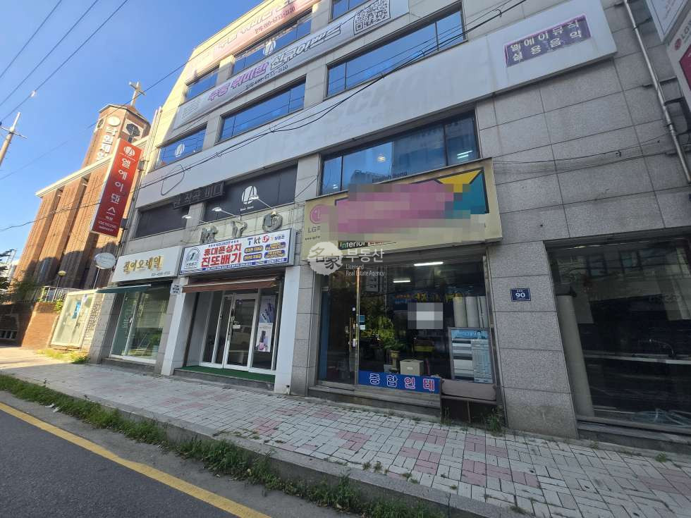 인천 남동구 구월동 정각사거리 인근 1층 상가 양도, 타업종 가능 월세 매물번호 16028 사진 1